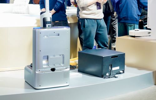 2024清潔電器行業(yè)產(chǎn)品趨勢 釋放雙手與融合迭代，照明電器配套賦能